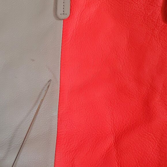 Gap Women's Medium Leather Tote Bag Tan Orange Errands Lightweight Minimalist - Picture 12 of 13